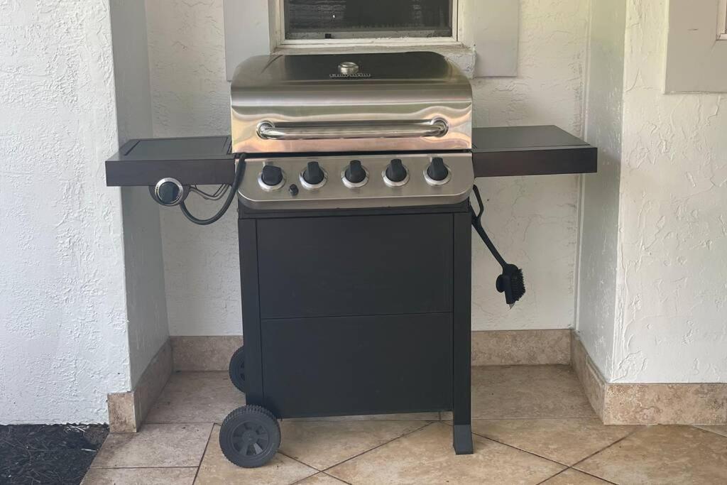 Cheerfull 4/Bed/ 3 Bath / Pool / Best Location North North Naples Екстериор снимка